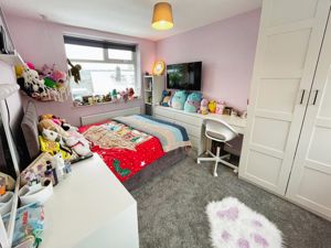 Bedroom 4- click for photo gallery